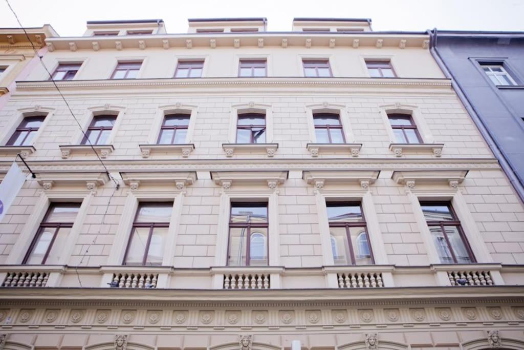 شقة Rhythm And Style In Prague City Center Andel المظهر الخارجي الصورة